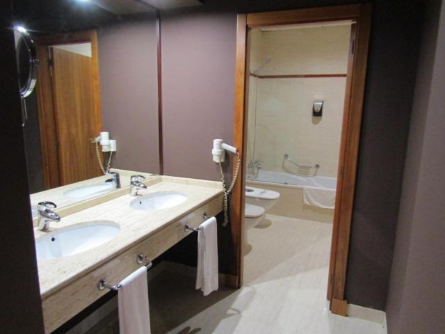 Hotel Alkalat อัลกาลา เด กัวไดรา ภายนอก รูปภาพ